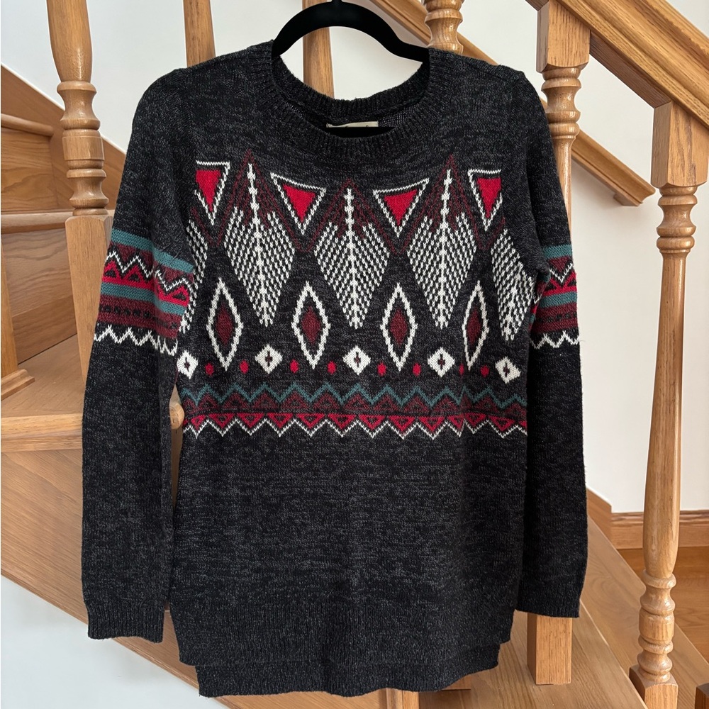 Hollister Charcoal Grey Knit Sweater with Festive Holiday Design